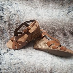 Aerosoles leather wedges